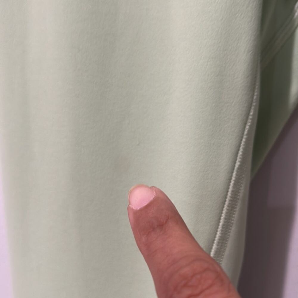LuLuLemon Align High Rise Pant Size 6 Green - Picture 2 of 7